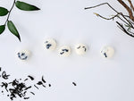 Load image into Gallery viewer, Oudh Luxury Scented Wax Melts x5
