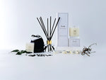 Load image into Gallery viewer, Oudh Luxury Scented Medium Candle