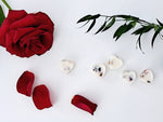 Load image into Gallery viewer, Rose Petals Luxury Scented Wax Melts x5