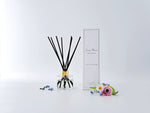 Load image into Gallery viewer, Spring Flowers Luxury Scented Reed Diffuser